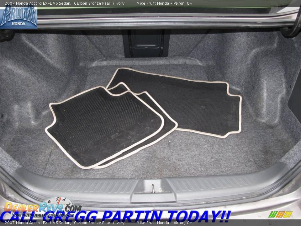 2007 Honda Accord EX-L V6 Sedan Carbon Bronze Pearl / Ivory Photo #10
