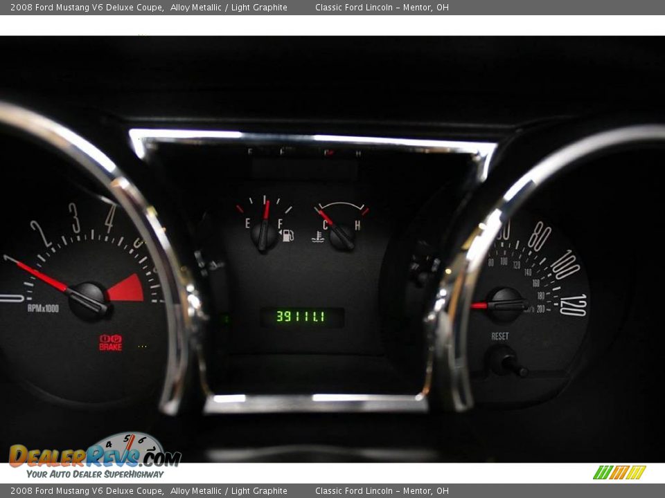 2008 Ford Mustang V6 Deluxe Coupe Alloy Metallic / Light Graphite Photo #12