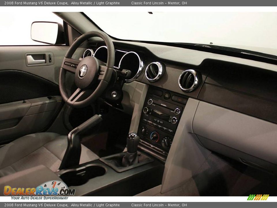 2008 Ford Mustang V6 Deluxe Coupe Alloy Metallic / Light Graphite Photo #15