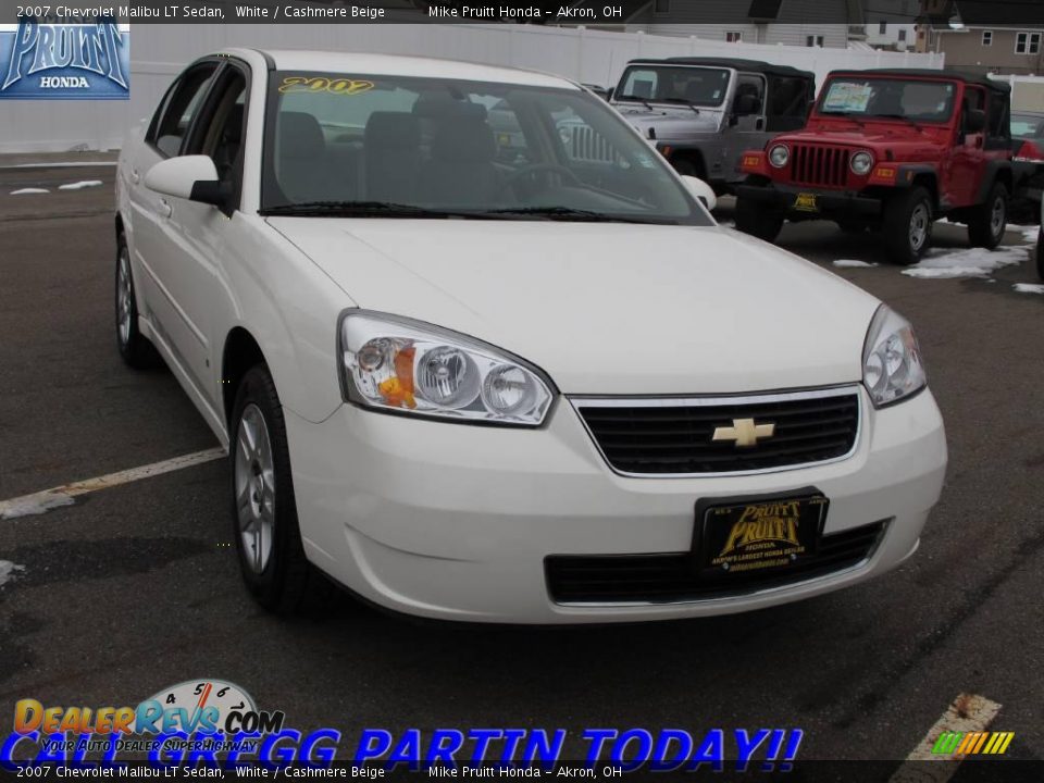 2007 Chevrolet Malibu LT Sedan White / Cashmere Beige Photo #5
