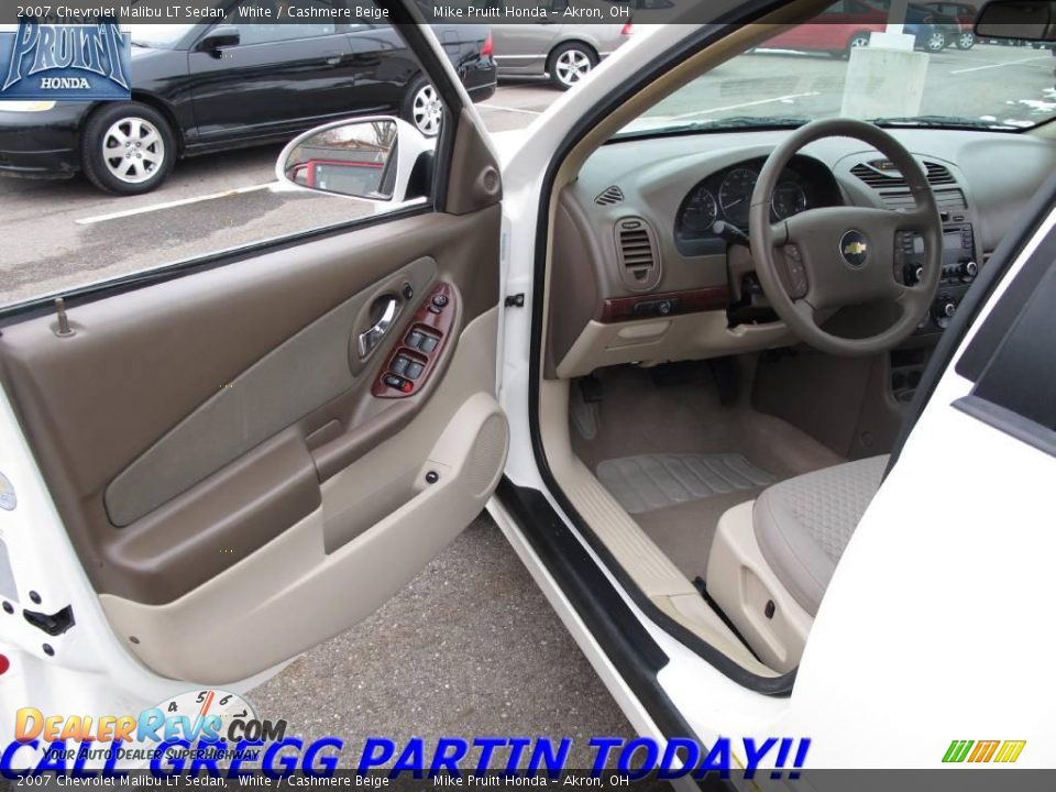 2007 Chevrolet Malibu LT Sedan White / Cashmere Beige Photo #10