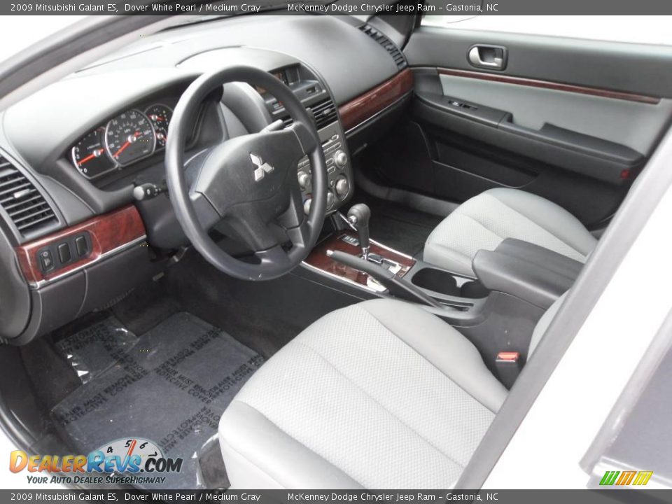 2009 Mitsubishi Galant ES Dover White Pearl / Medium Gray Photo #27