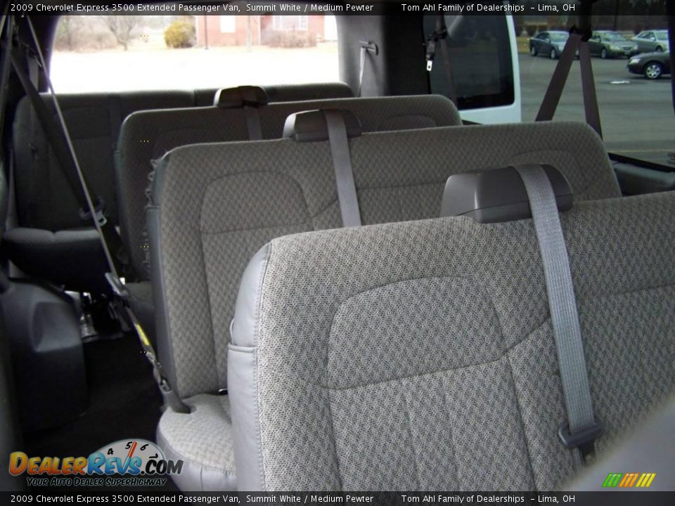 2009 Chevrolet Express 3500 Extended Passenger Van Summit White / Medium Pewter Photo #14