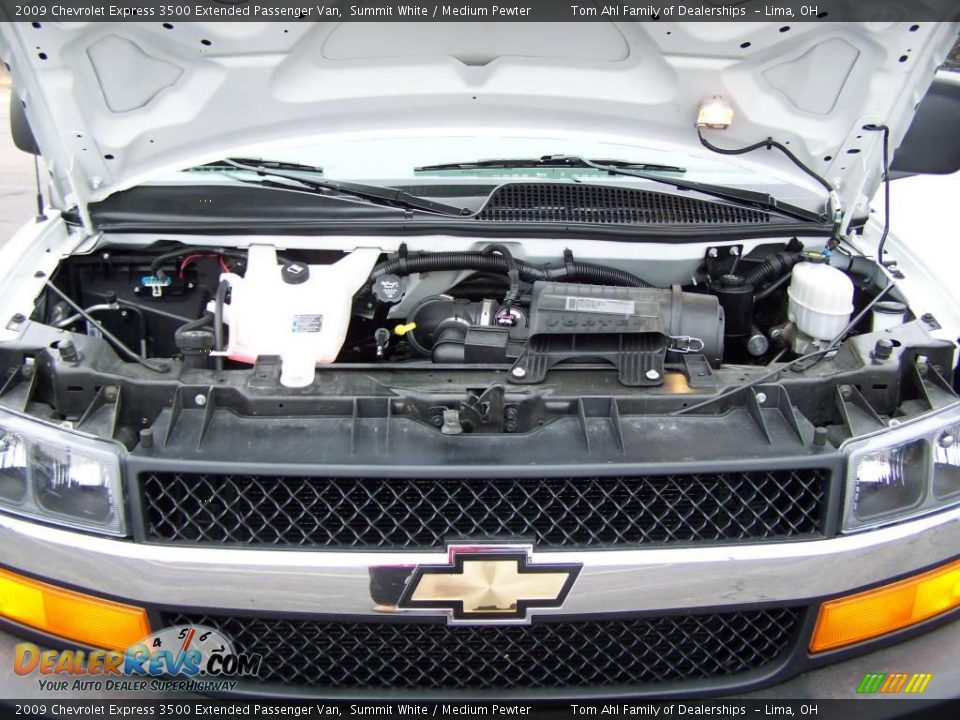 2009 Chevrolet Express 3500 Extended Passenger Van Summit White / Medium Pewter Photo #16