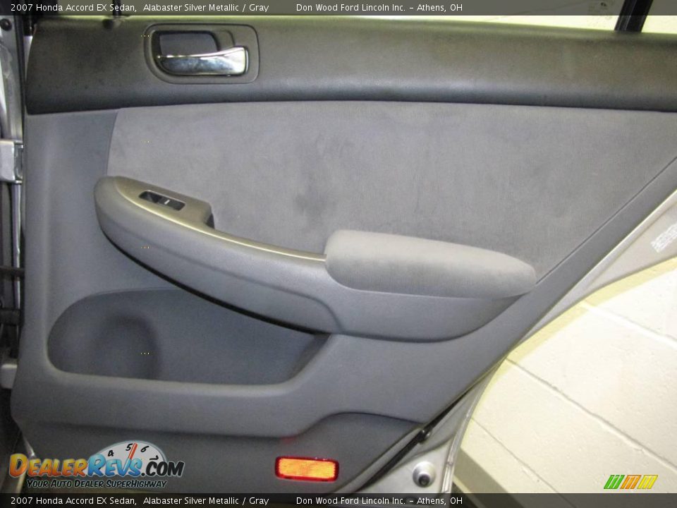 2007 Honda Accord EX Sedan Alabaster Silver Metallic / Gray Photo #17