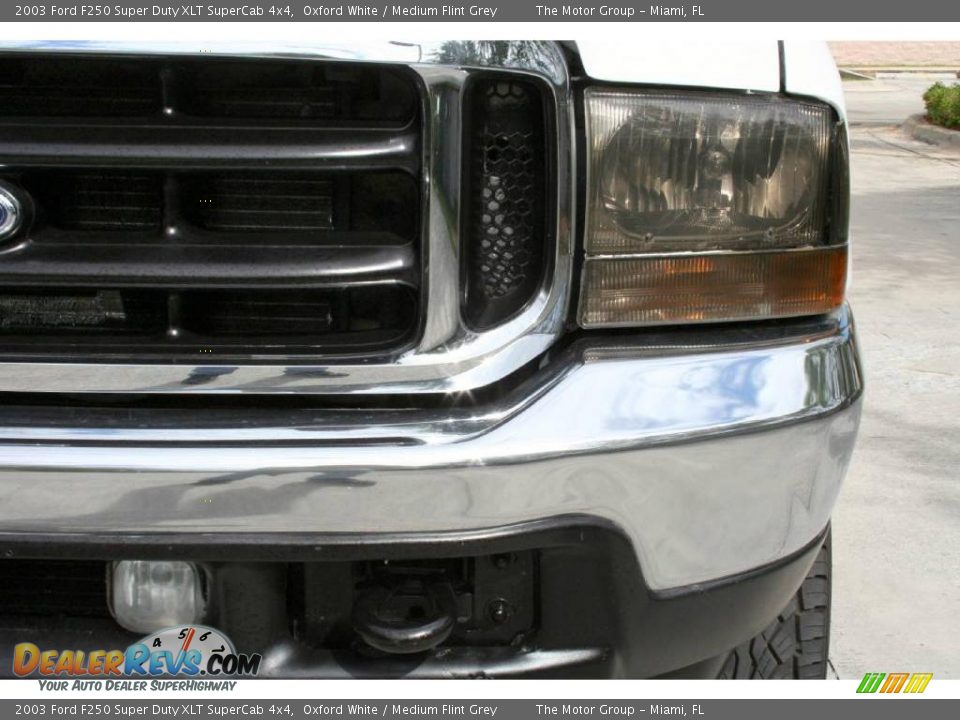 2003 Ford F250 Super Duty XLT SuperCab 4x4 Oxford White / Medium Flint Grey Photo #18