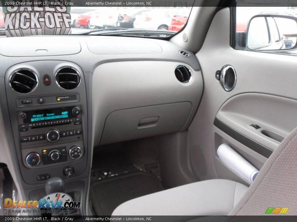 2009 Chevrolet HHR LT Black / Gray Photo #15