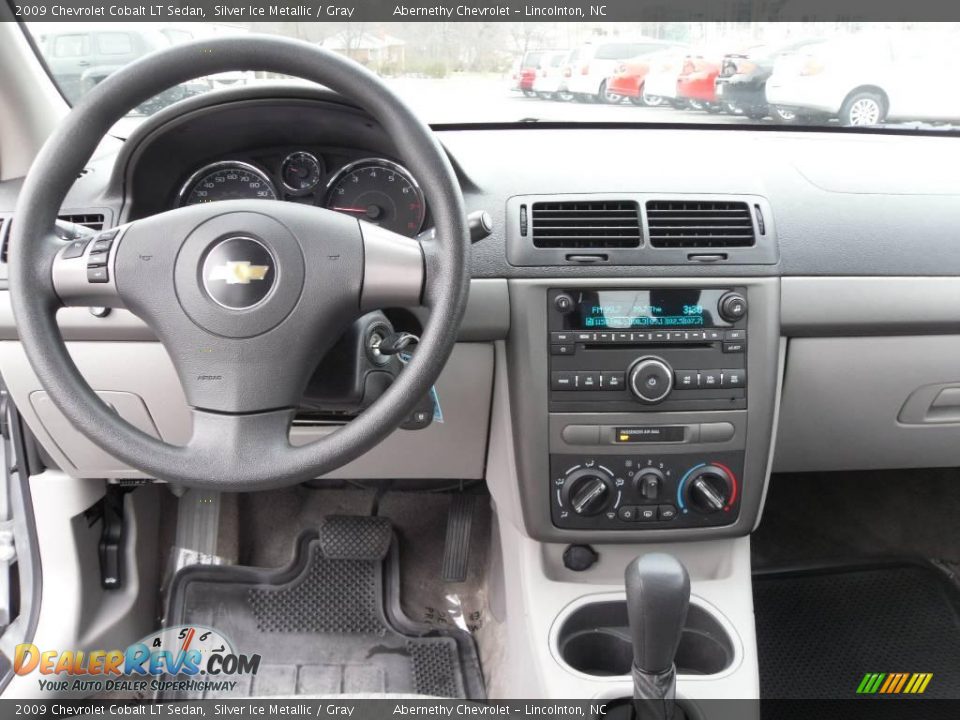 2009 Chevrolet Cobalt LT Sedan Silver Ice Metallic / Gray Photo #11