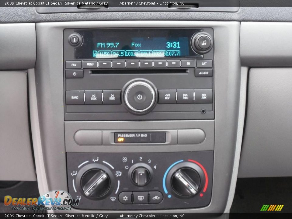 2009 Chevrolet Cobalt LT Sedan Silver Ice Metallic / Gray Photo #13