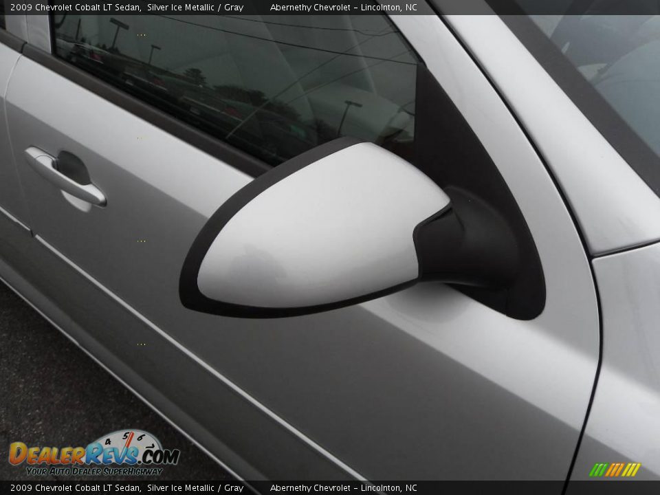 2009 Chevrolet Cobalt LT Sedan Silver Ice Metallic / Gray Photo #20