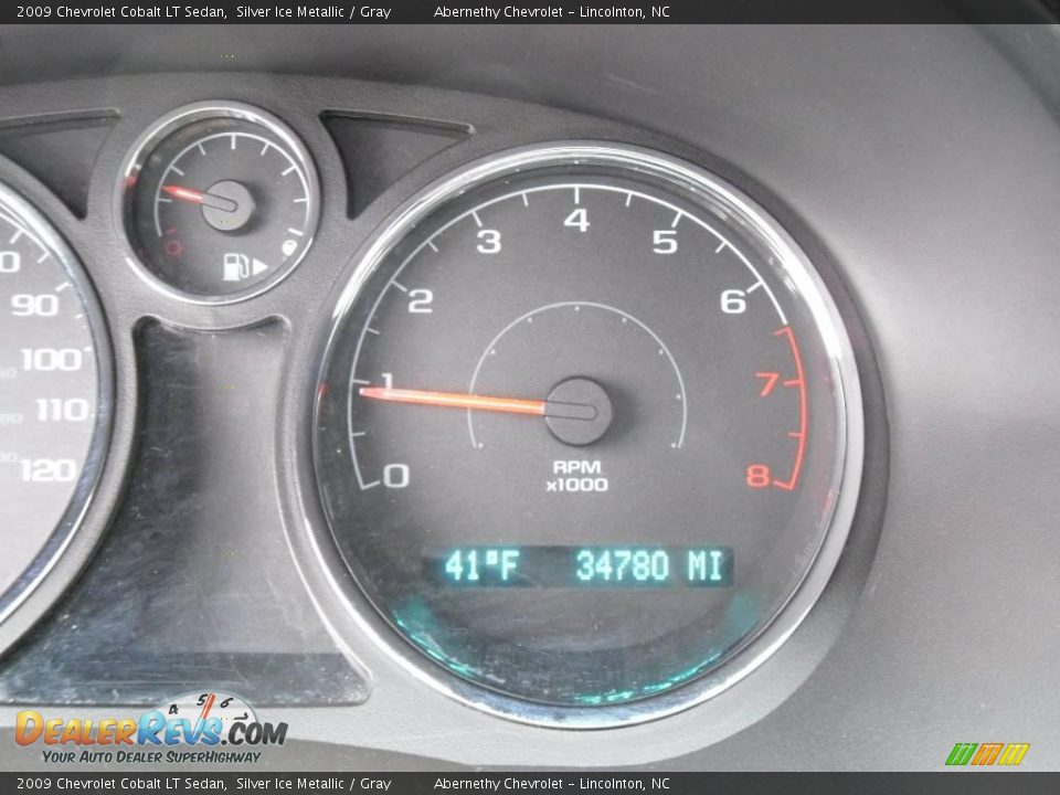 2009 Chevrolet Cobalt LT Sedan Silver Ice Metallic / Gray Photo #24