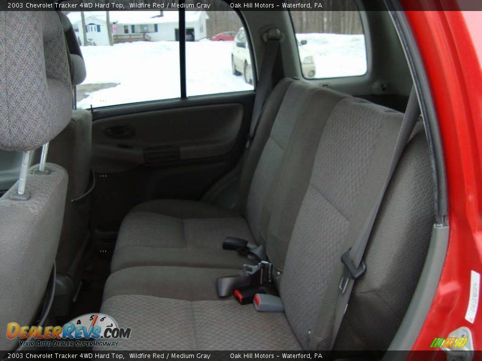 2003 Chevrolet Tracker 4WD Hard Top Wildfire Red / Medium Gray Photo #11