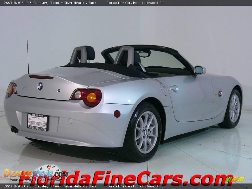 2003 BMW Z4 2.5i Roadster Titanium Silver Metallic / Black Photo #2