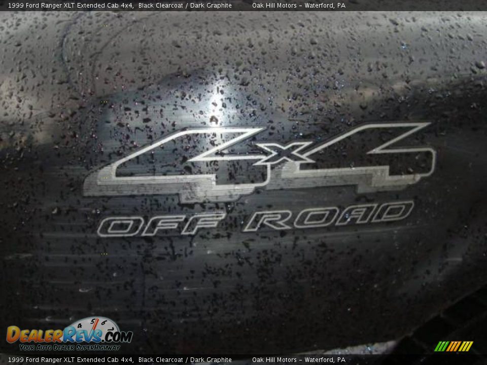 1999 Ford Ranger XLT Extended Cab 4x4 Black Clearcoat / Dark Graphite Photo #9
