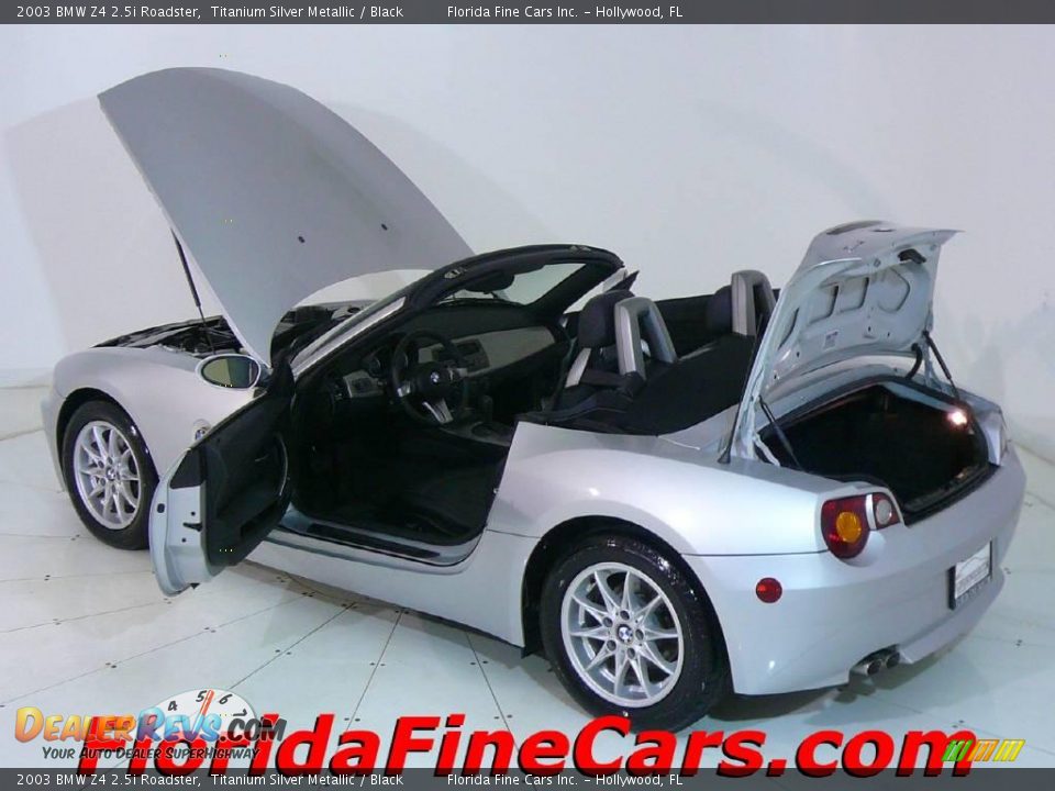 2003 BMW Z4 2.5i Roadster Titanium Silver Metallic / Black Photo #7