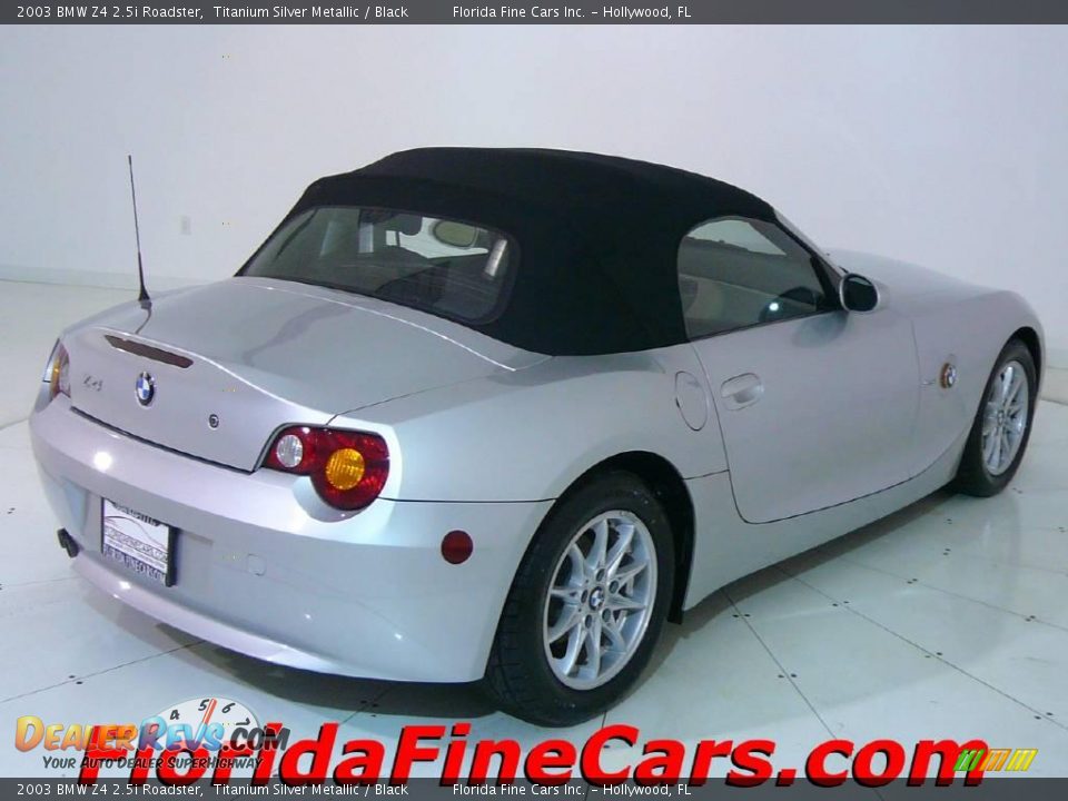 2003 BMW Z4 2.5i Roadster Titanium Silver Metallic / Black Photo #9