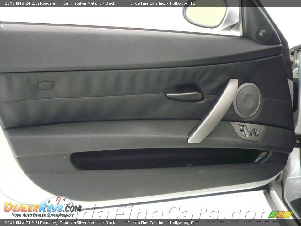 2003 BMW Z4 2.5i Roadster Titanium Silver Metallic / Black Photo #12