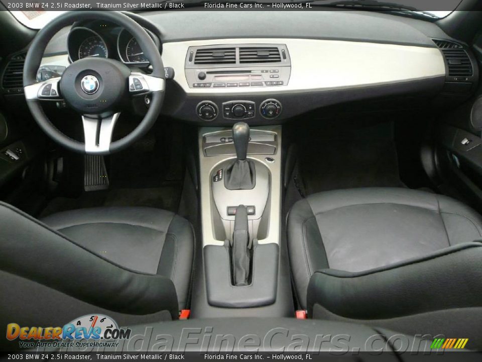 2003 BMW Z4 2.5i Roadster Titanium Silver Metallic / Black Photo #17