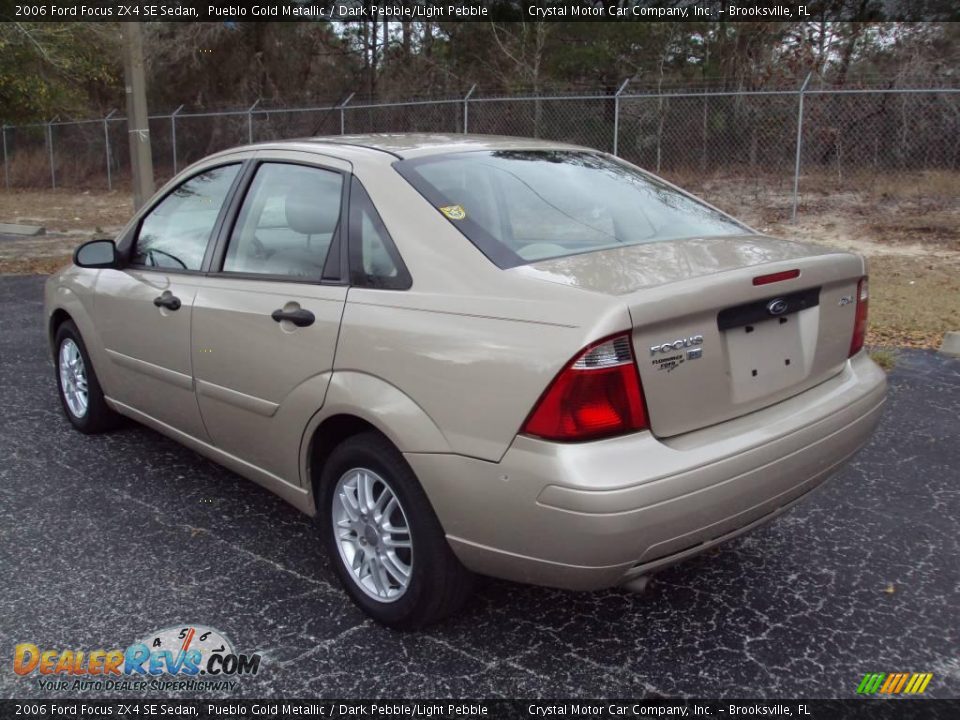 2006 Ford Focus ZX4 SE Sedan Pueblo Gold Metallic / Dark Pebble/Light Pebble Photo #3