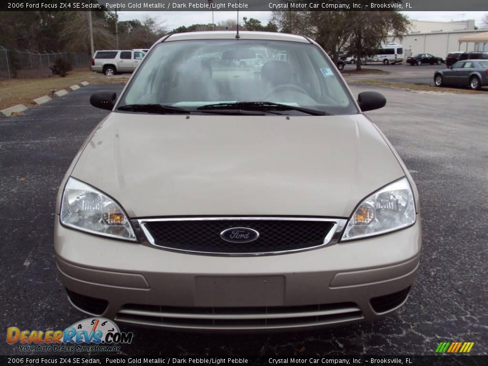 2006 Ford Focus ZX4 SE Sedan Pueblo Gold Metallic / Dark Pebble/Light Pebble Photo #13