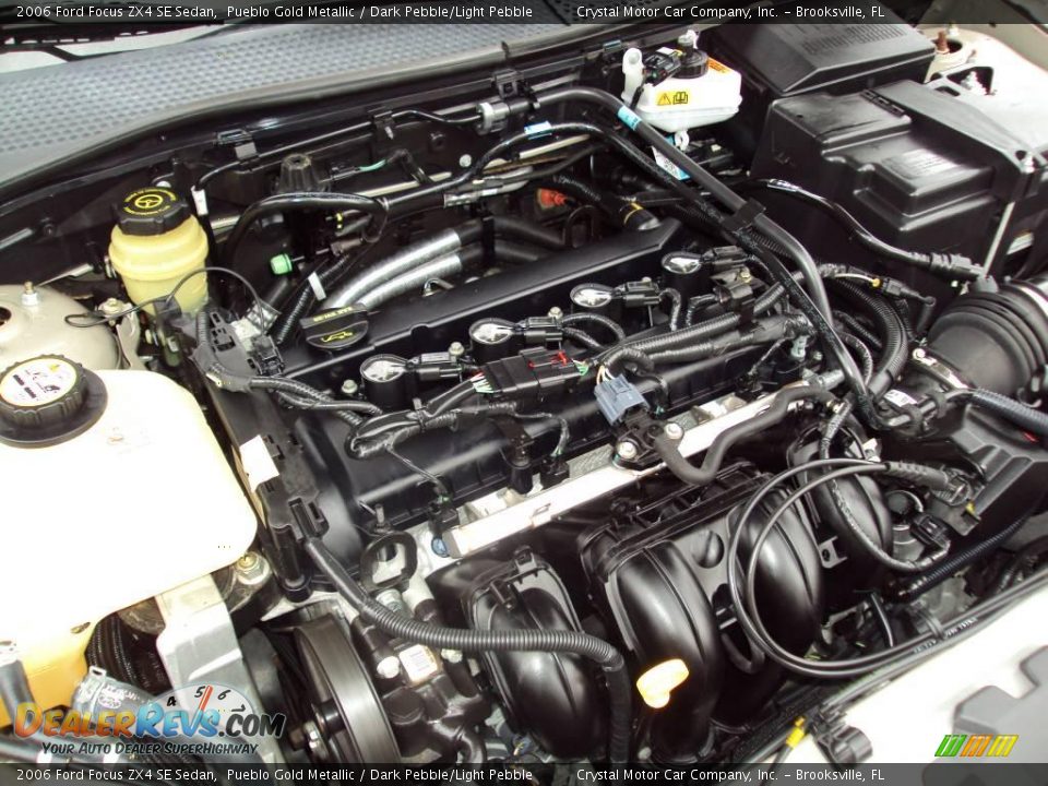 2006 Ford Focus ZX4 SE Sedan Pueblo Gold Metallic / Dark Pebble/Light Pebble Photo #16