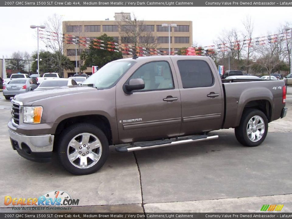 2007 GMC Sierra 1500 SLT Crew Cab 4x4 Medium Brown Metallic / Very Dark Cashmere/Light Cashmere Photo #1