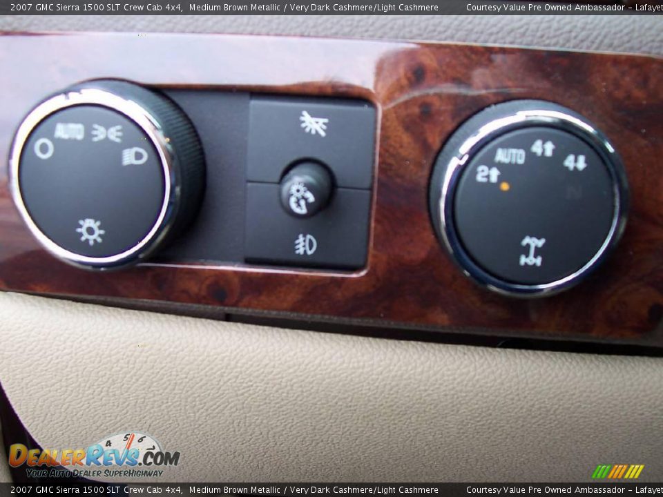 2007 GMC Sierra 1500 SLT Crew Cab 4x4 Medium Brown Metallic / Very Dark Cashmere/Light Cashmere Photo #14