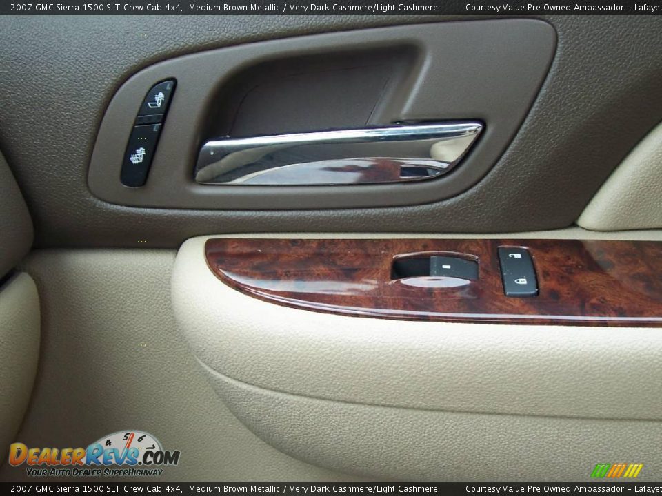 2007 GMC Sierra 1500 SLT Crew Cab 4x4 Medium Brown Metallic / Very Dark Cashmere/Light Cashmere Photo #18