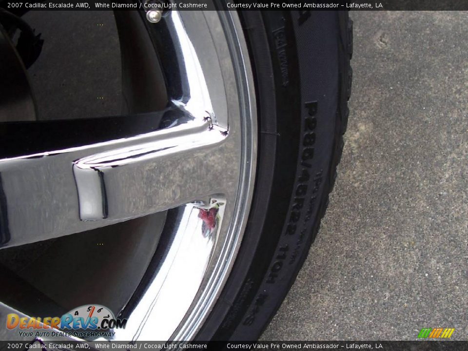 2007 Cadillac Escalade AWD White Diamond / Cocoa/Light Cashmere Photo #8