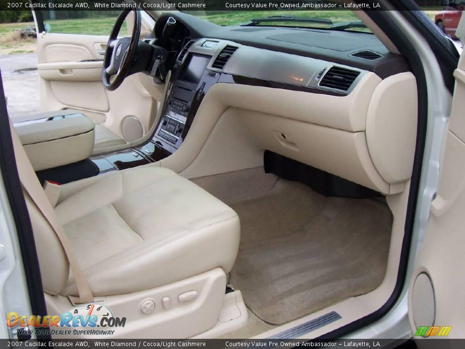 2007 Cadillac Escalade AWD White Diamond / Cocoa/Light Cashmere Photo #12
