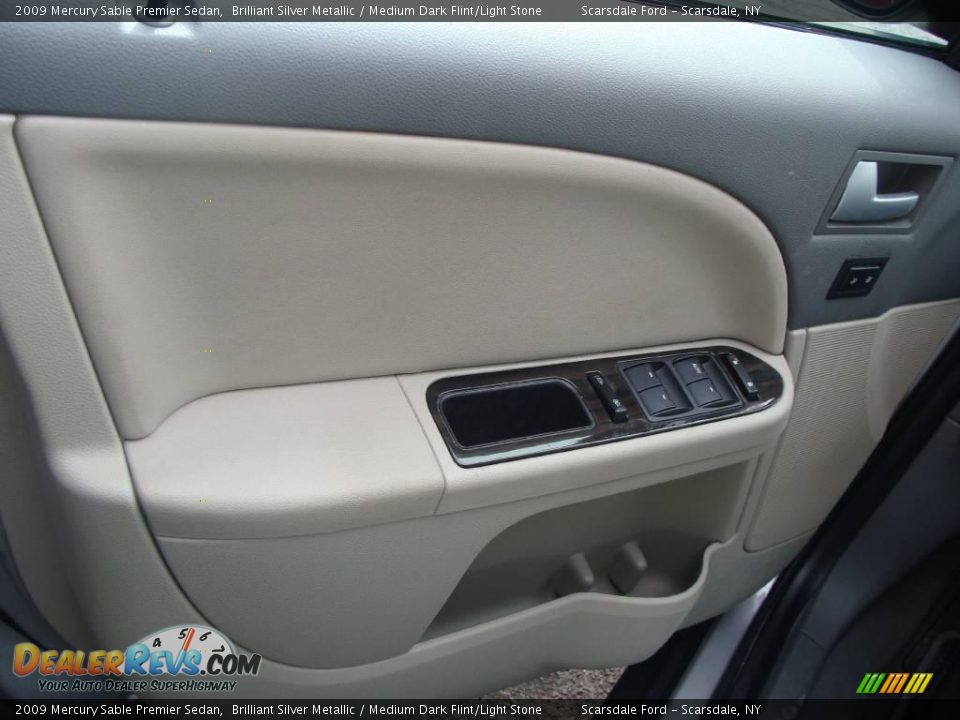 2009 Mercury Sable Premier Sedan Brilliant Silver Metallic / Medium Dark Flint/Light Stone Photo #9