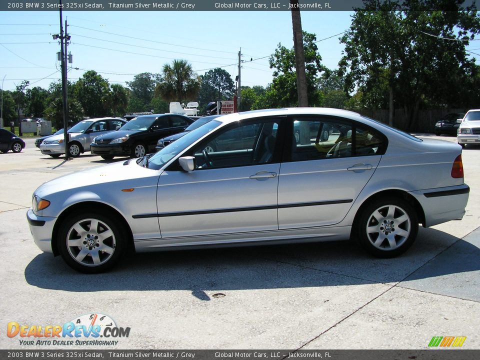 2003 Bmw 3 series 325xi sedan 4d #3