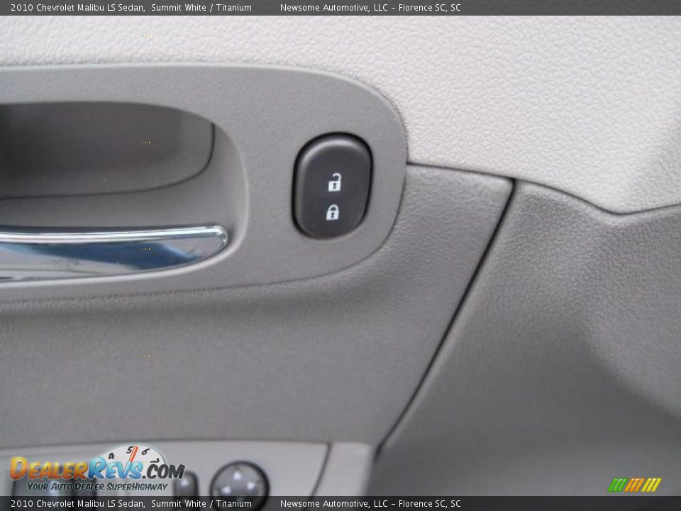 2010 Chevrolet Malibu LS Sedan Summit White / Titanium Photo #9