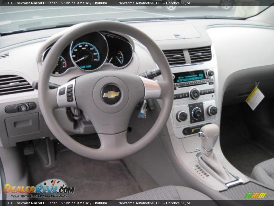 2010 Chevrolet Malibu LS Sedan Silver Ice Metallic / Titanium Photo #4
