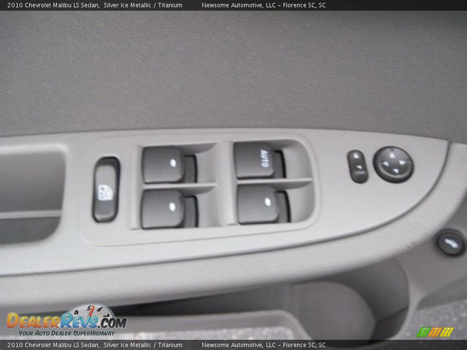 2010 Chevrolet Malibu LS Sedan Silver Ice Metallic / Titanium Photo #8