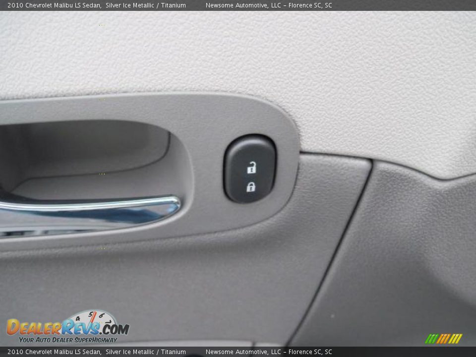2010 Chevrolet Malibu LS Sedan Silver Ice Metallic / Titanium Photo #9