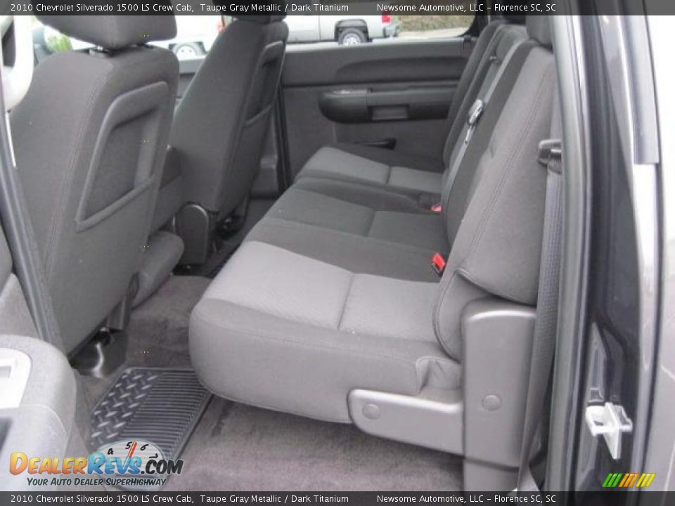 2010 Chevrolet Silverado 1500 LS Crew Cab Taupe Gray Metallic / Dark Titanium Photo #18