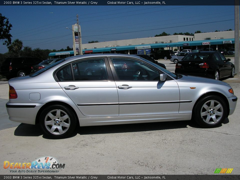 2003 BMW 3 Series 325xi Sedan Titanium Silver Metallic / Grey Photo #7