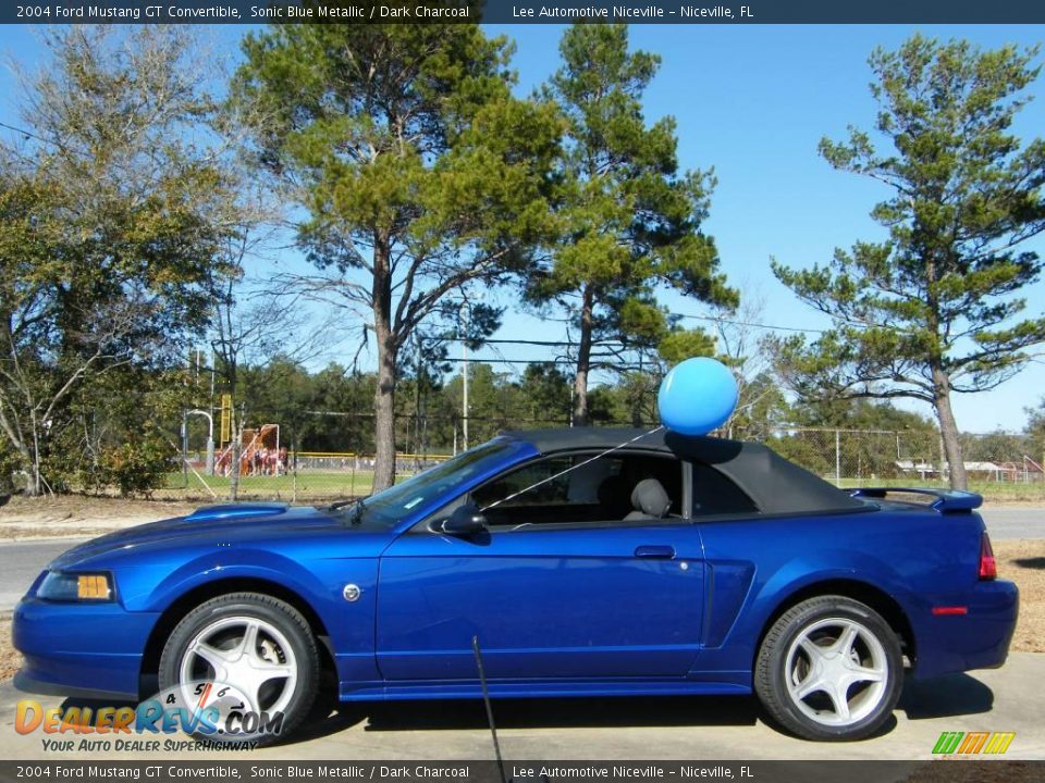 2004 Ford Mustang GT Convertible Sonic Blue Metallic / Dark Charcoal Photo #2