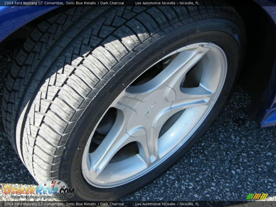 2004 Ford Mustang GT Convertible Sonic Blue Metallic / Dark Charcoal Photo #11