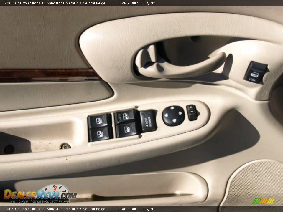 2005 Chevrolet Impala Sandstone Metallic / Neutral Beige Photo #10