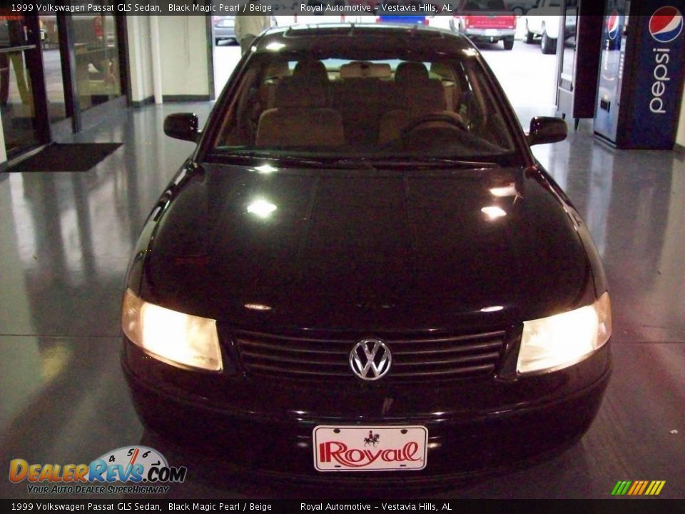 1999 Volkswagen Passat GLS Sedan Black Magic Pearl / Beige Photo #2