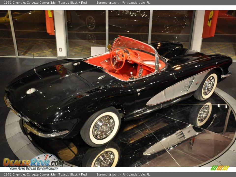 1961 Chevrolet Corvette Convertible Tuxedo Black / Red Photo #7