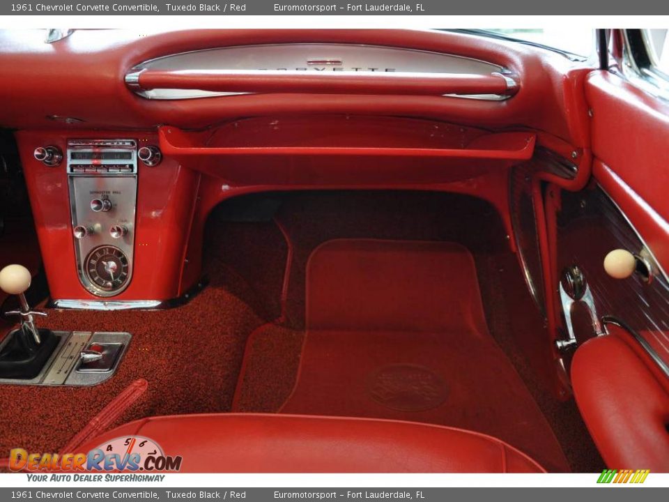 1961 Chevrolet Corvette Convertible Tuxedo Black / Red Photo #11