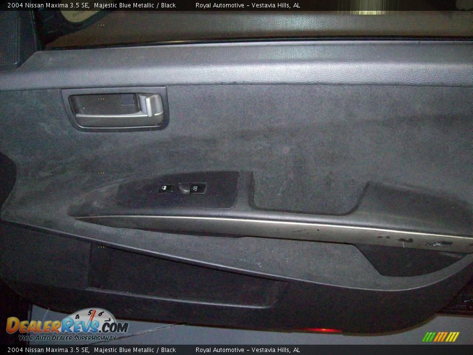 2004 Nissan Maxima 3.5 SE Majestic Blue Metallic / Black Photo #25
