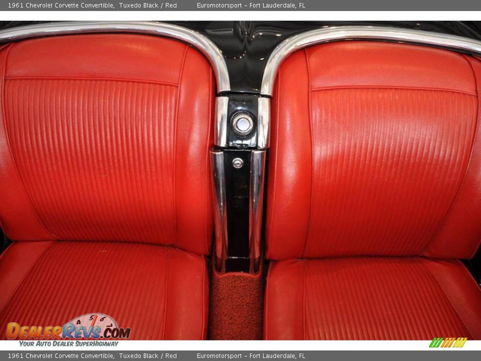 1961 Chevrolet Corvette Convertible Tuxedo Black / Red Photo #24