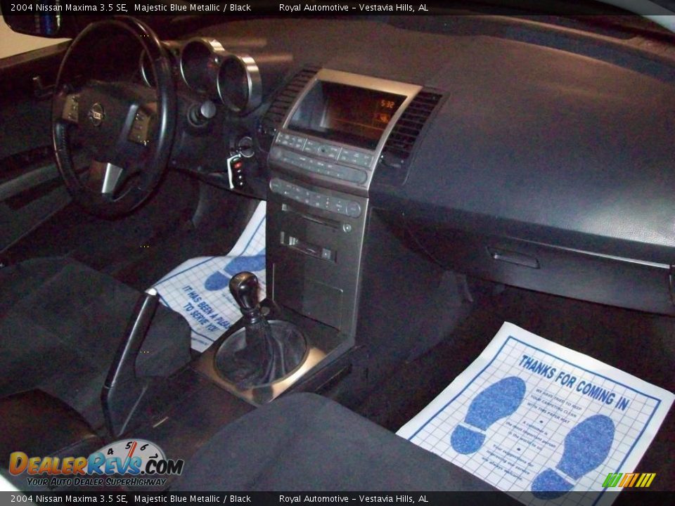 2004 Nissan Maxima 3.5 SE Majestic Blue Metallic / Black Photo #26
