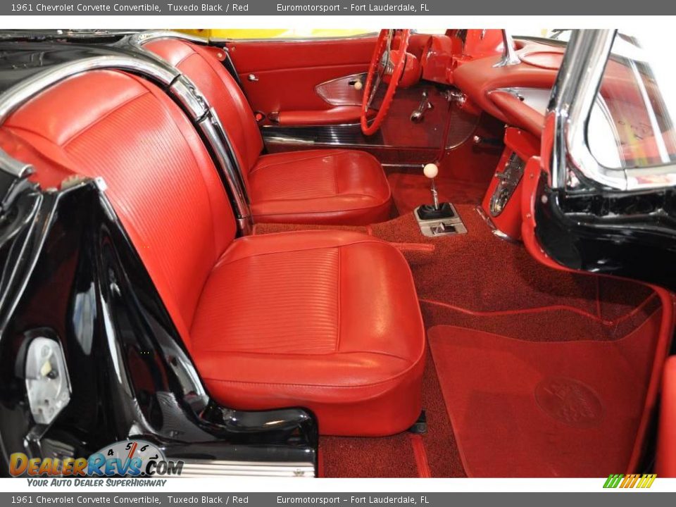 1961 Chevrolet Corvette Convertible Tuxedo Black / Red Photo #29