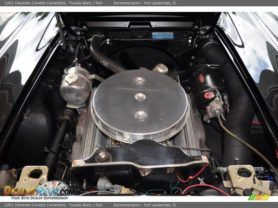 1961 Chevrolet Corvette Convertible Tuxedo Black / Red Photo #34