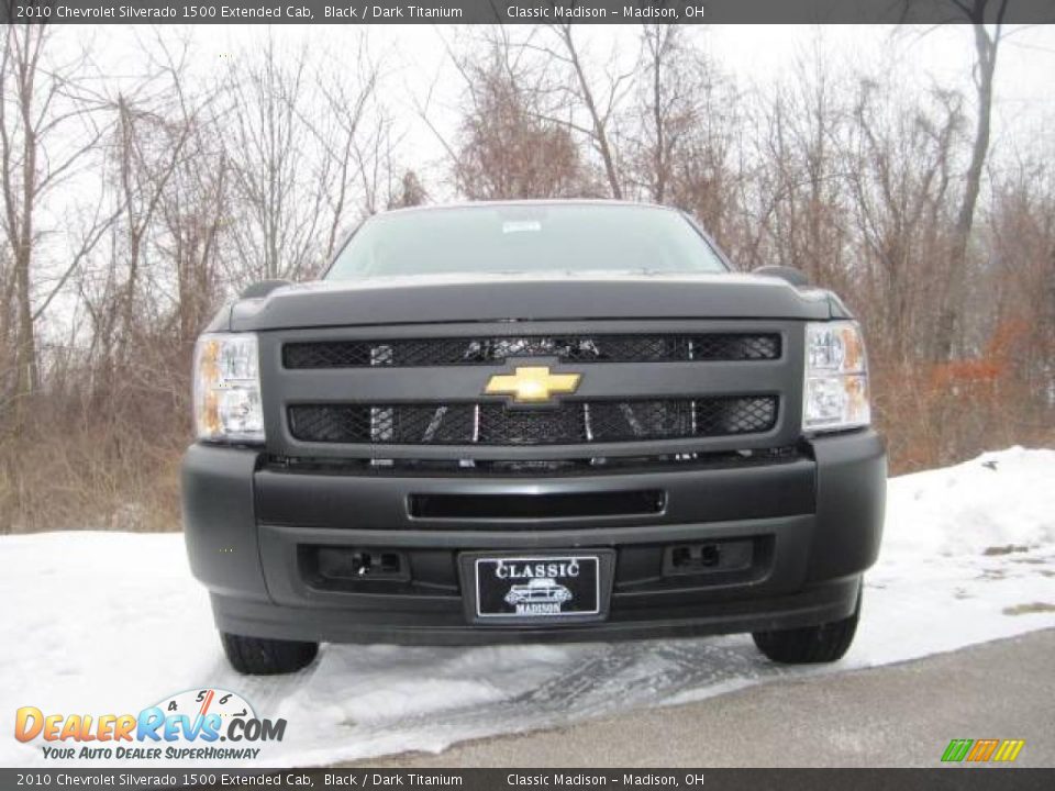 2010 Chevrolet Silverado 1500 Extended Cab Black / Dark Titanium Photo #2